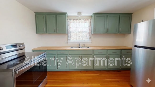 Photo - 63 Wellington Ave