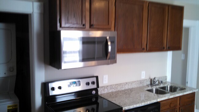 2516 S Logan Ave