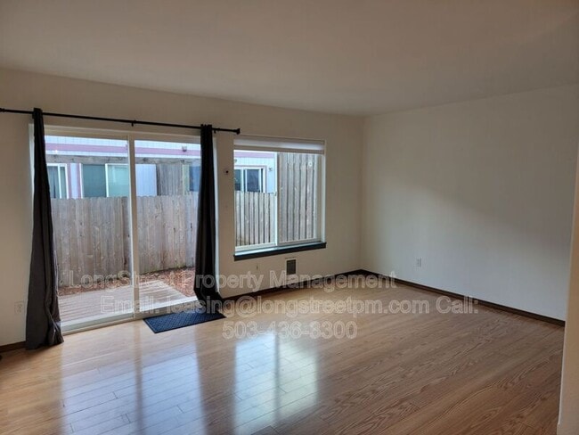 Photo - 3121 NE Flintlock Pl