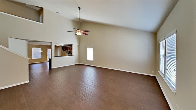 200 Adriana Ln