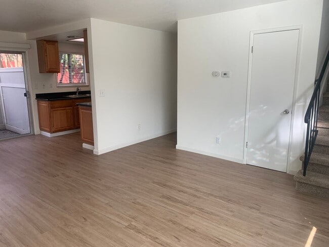 Photo - Updated Fairfield Apartment