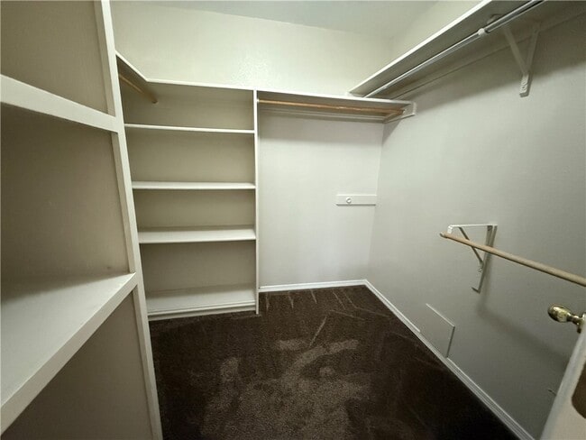 Building Photo - 1160 N Boxley Ave