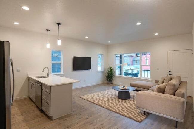 Building Photo - 7979 W 2nd St Rental
