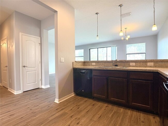 Photo - 1282 Clove Dr