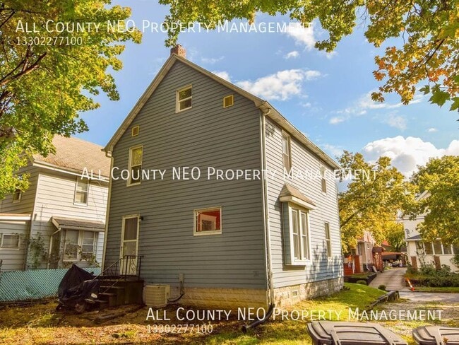 Photo - 1278 Girard St