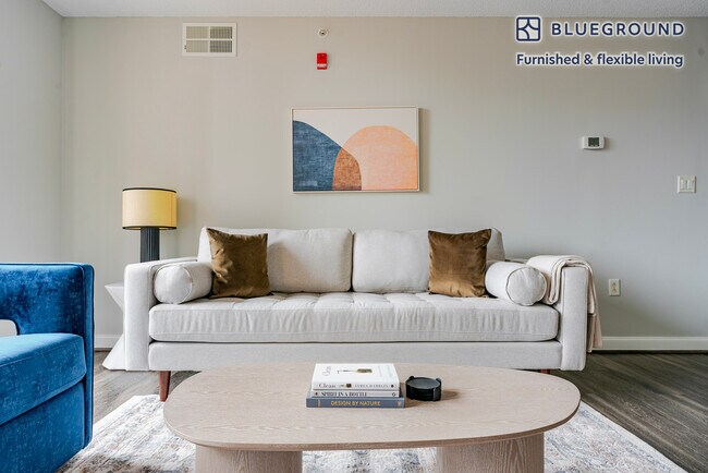 Photo - 4835 Cordell Ave Unidad SI FL6-ID1235