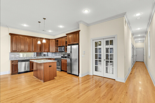 Photo - 2358 N Damen Ave Apartments Unit 2