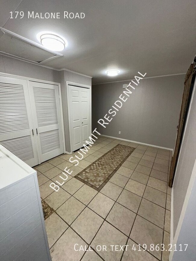 Photo - 179 Malone Rd