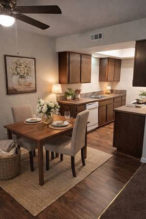 Photo - Club One - Aarons Courtyard