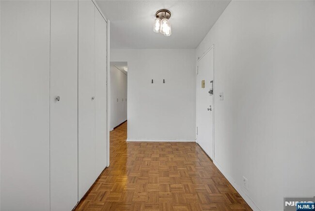 4 Horizon Rd Unit 631