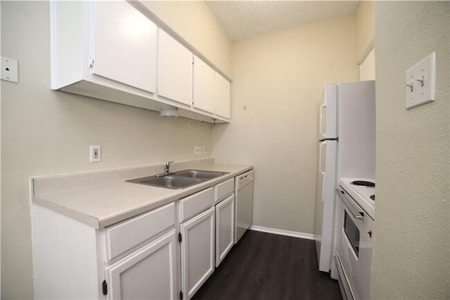 2604 Salado St