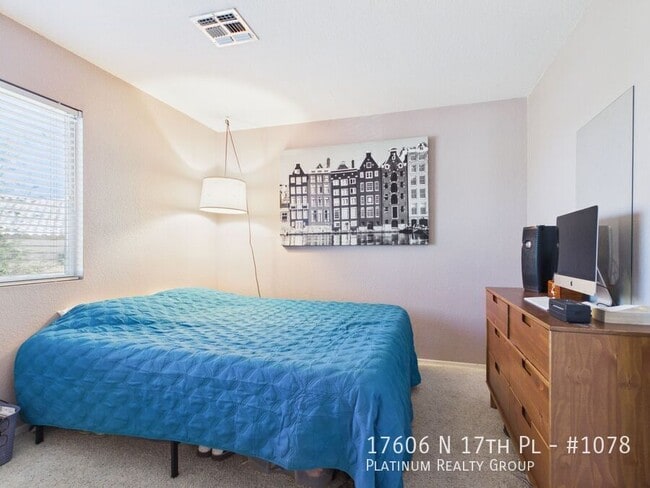 Photo - 17606 N 17th Pl Unidad #1078