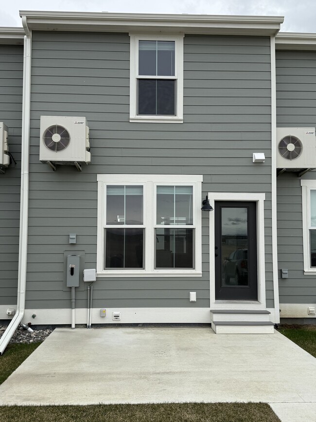Photo - 6075 Northstead Ave
