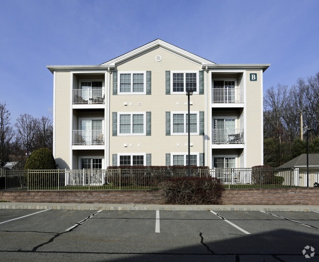 The Boulders at Rockaway Apartments Rockaway, NJ