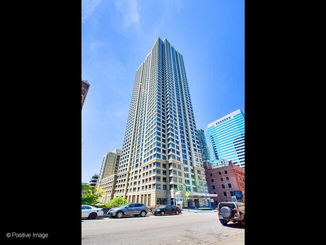 Photo - 440 N Wabash Ave Unidad 504 Rental