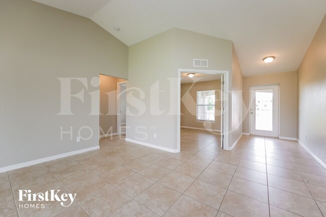 Photo - 2212 NW 9th St