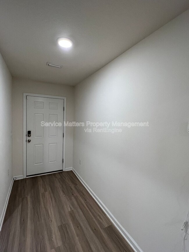 Photo - 5811 Blackhorse Cir