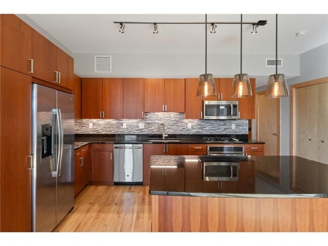 Photo - 1120 S 2nd St Unidad 813