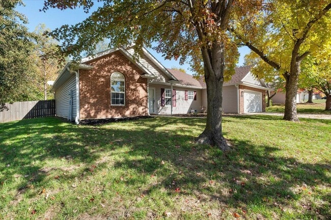 Photo - Single Family Home in Vanderveen - Available For Rent!