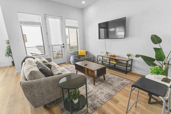 Photo - 6742 Peerless St Unit ID1257751P