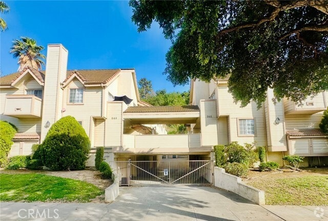 Building Photo - 241 Monterey Rd Unit G Rental