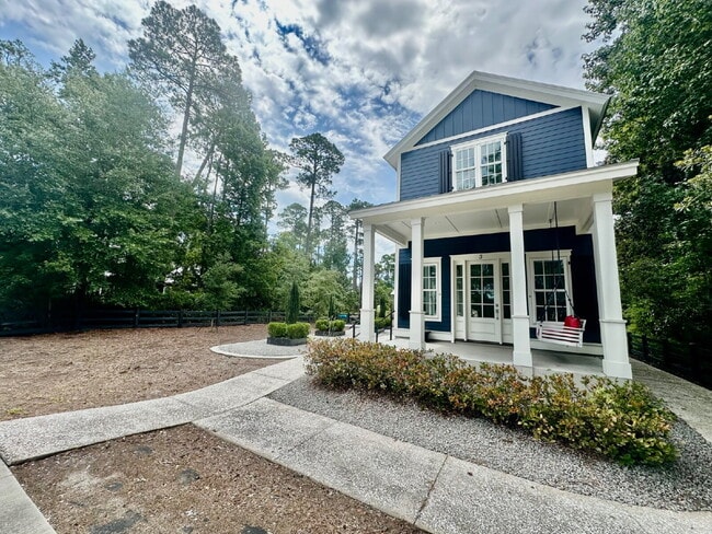 Photo - Large Modern Loft Home in Downtown Bluffton!