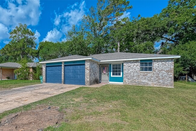 8623 Valley Forest Dr