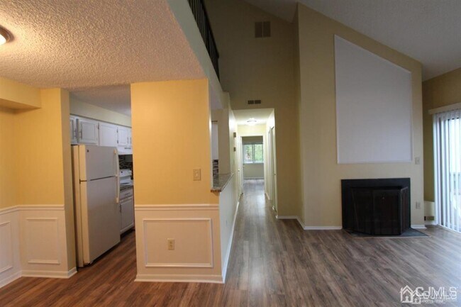 Photo - 1618 Aspen Dr