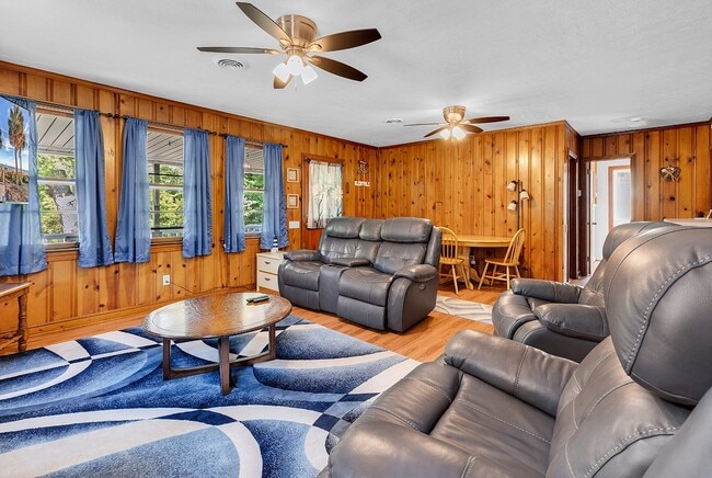 Photo - 39 Gates Way