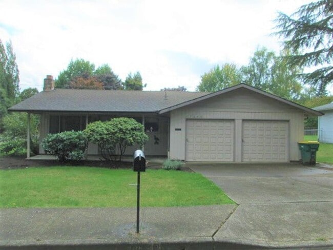 Building Photo - 17640 SW Wright St
