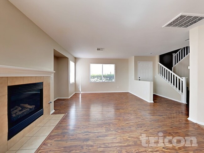 Photo - 1431 Bittersweet Dr