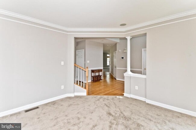 Photo - 8006 KINGSMILL Rd