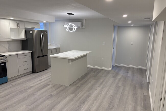 Photo - 63 Teskey Cres