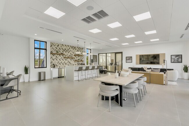 Clubhouse Lounge Area - The Avenue at Naranja