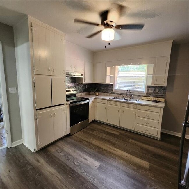 Photo - 342 Holiday Cemetery Rd