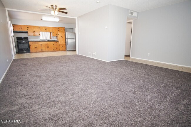 Photo - 3530 Hamilton Ave