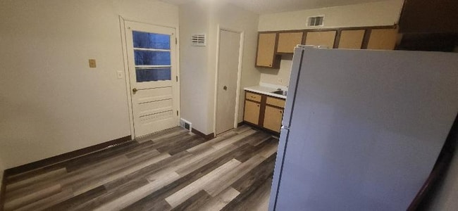 Building Photo - 915 Lincoln Ave Rental
