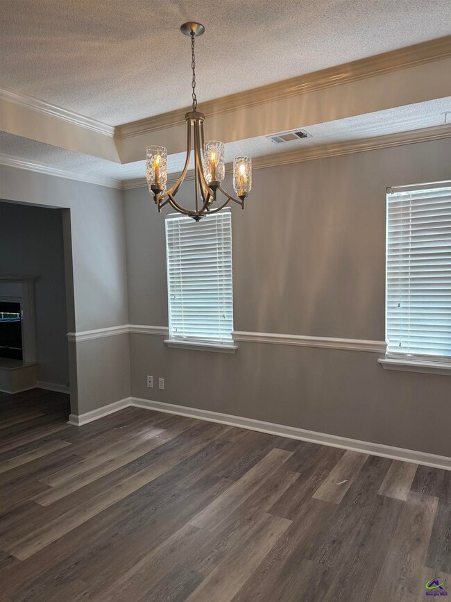 Photo - 107 Barrington Pl N