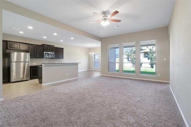 Photo - 205 Scenic Hills Cir