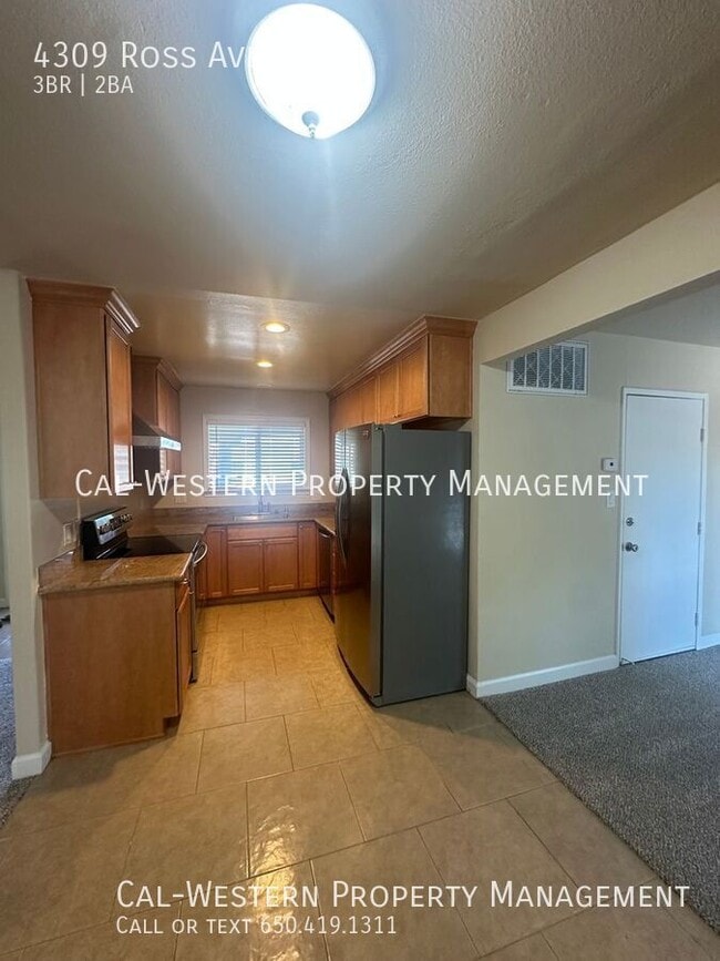 Building Photo - 4309 Ross Ave