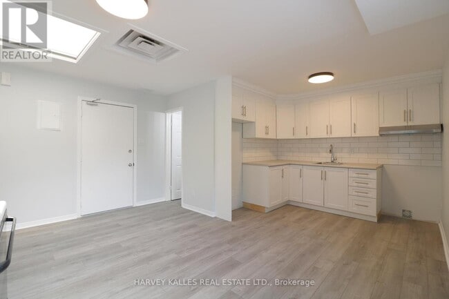 Photo - 201 Augusta Ave