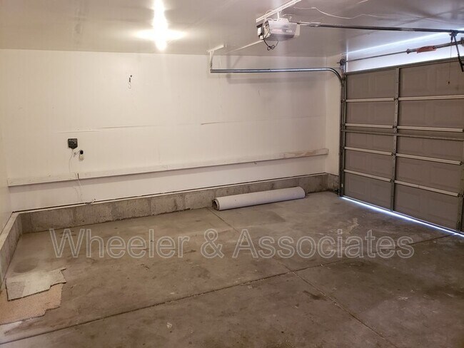 Photo - 3763 W 4525 S