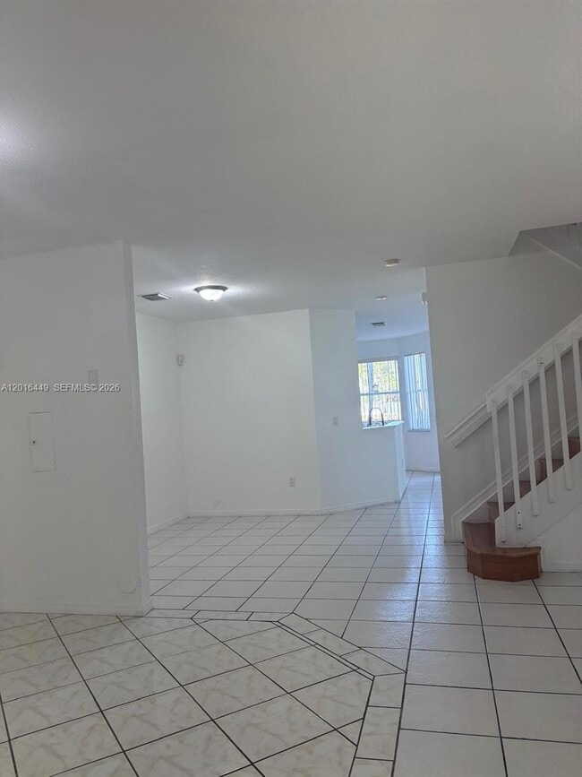 Photo - 8525 SW 165th Pl