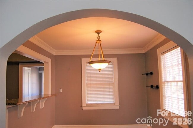 Photo - 612 Woodruff Pl
