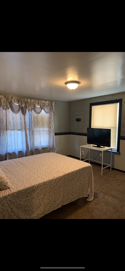 Photo - 1613 Forster St