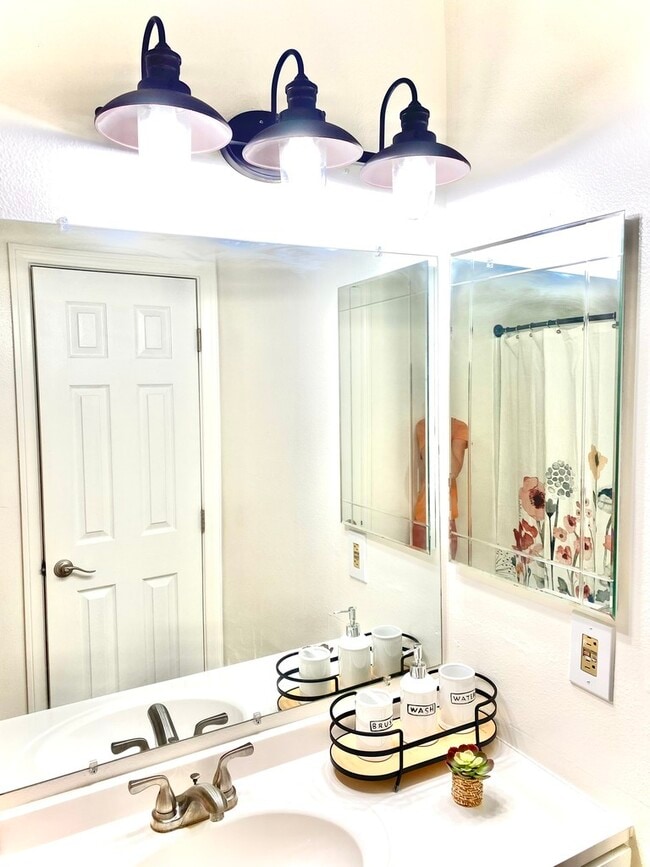 Photo - 4753 35th St Unit 6