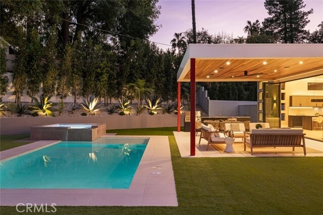 Photo - 22020 Alizondo Dr