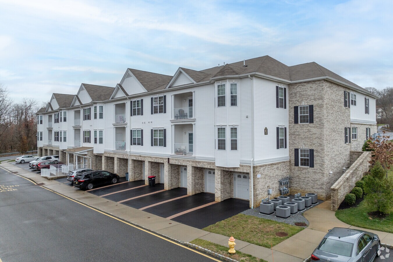 Building Photo - Chelsea Square Townhomes