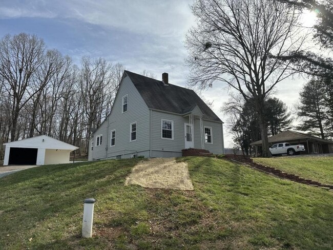 Building Photo - 2866 Virgil H Goode Hwy
