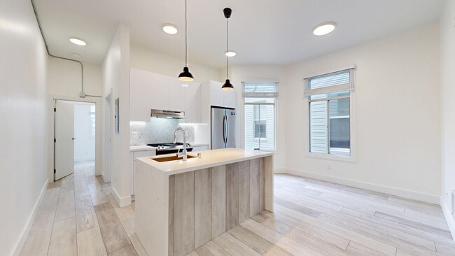 Photo - 767 6th Ave Apartment Unit 2